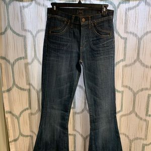 BRAND NEW Citizens of Humanity flare jeans